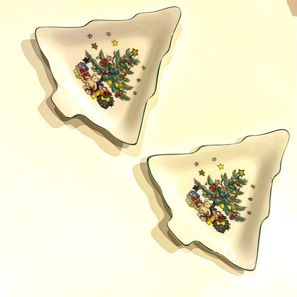 NOT FOR SALE/image only Candy Dish Set of 2 /VTG Christmas CandyDish 6.5" - Picture 5 of 7